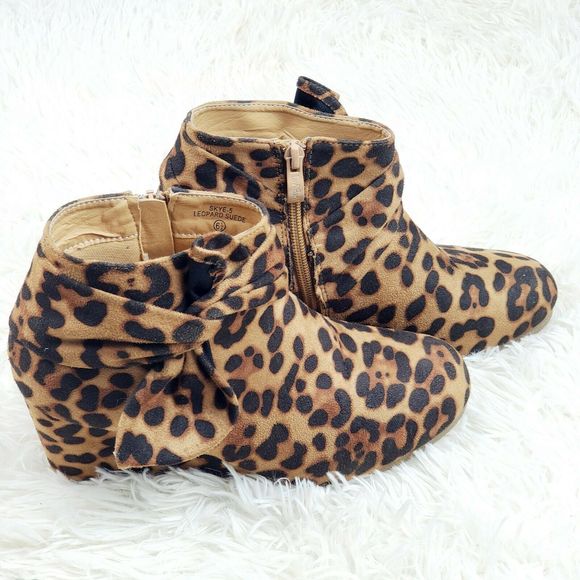 Lov Mark SKYE-5 Leopard Suede Booties Size 6.5 EUC - Picture 6 of 8
